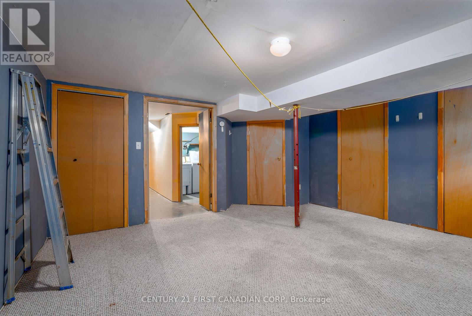 Photo 9 of 195 Deveron Crescent, London South ON