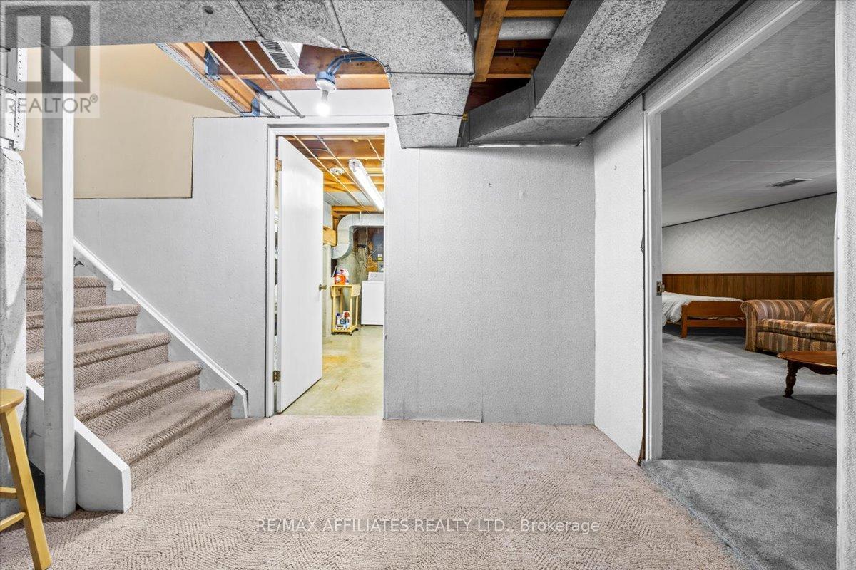 Photo 44 of 49 Silver Aspen Crescent, Ottawa ON