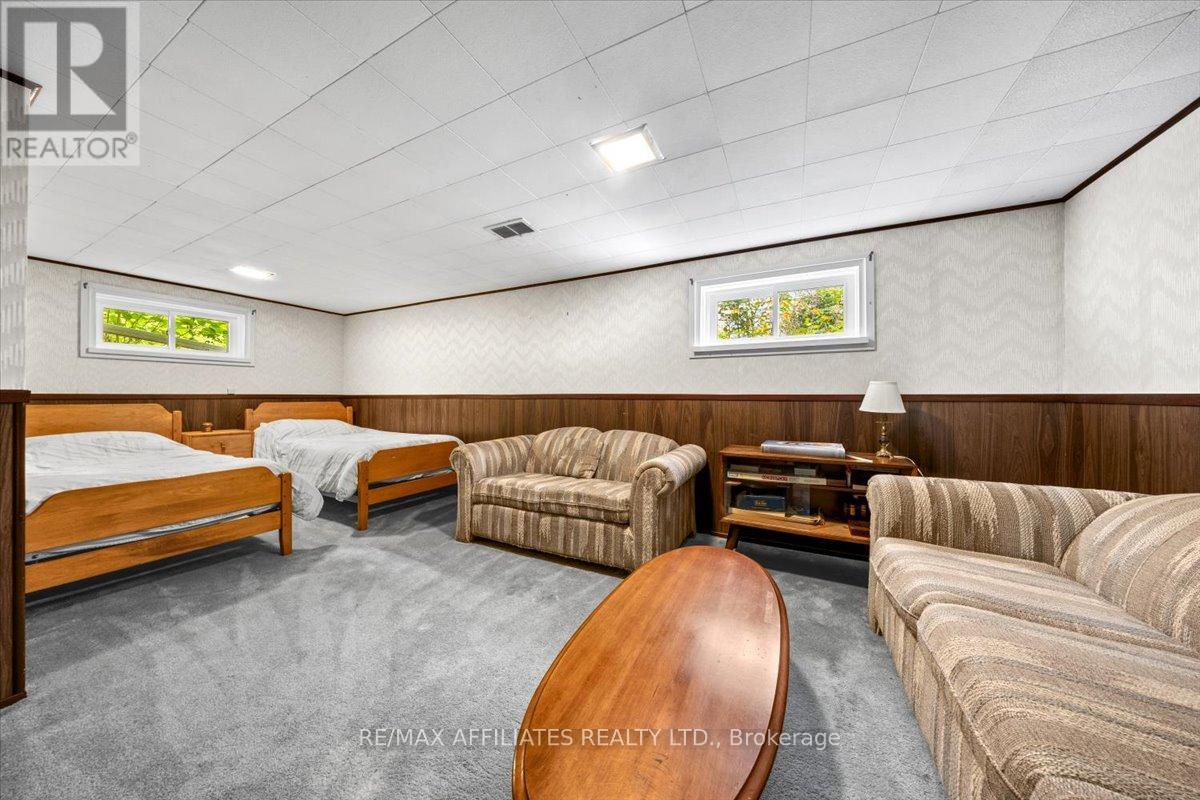 Photo 45 of 49 Silver Aspen Crescent, Ottawa ON