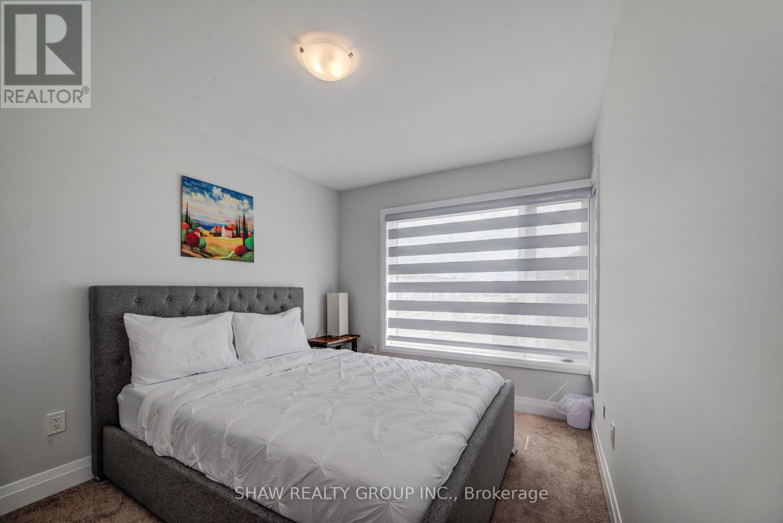 Photo 4 of 263 Harwood Avenue, Woodstock ON