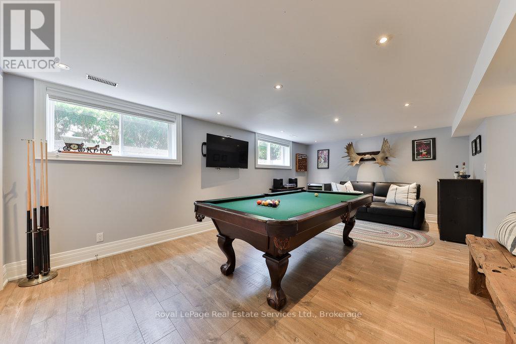 Photo 37 of 33 Forster Park Drive, Oakville ON