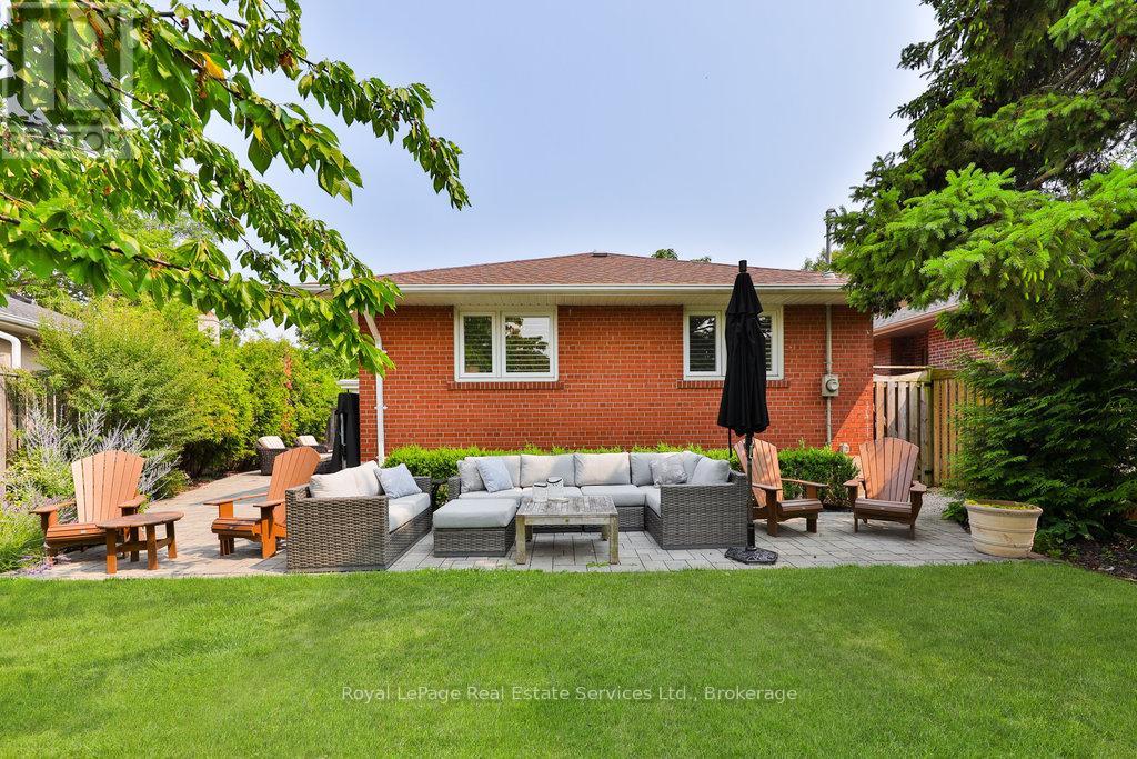 Photo 44 of 33 Forster Park Drive, Oakville ON
