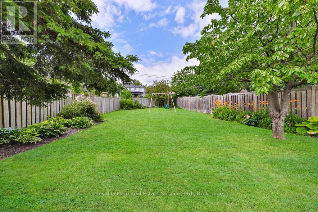 Photo 47 of 33 Forster Park Drive, Oakville ON