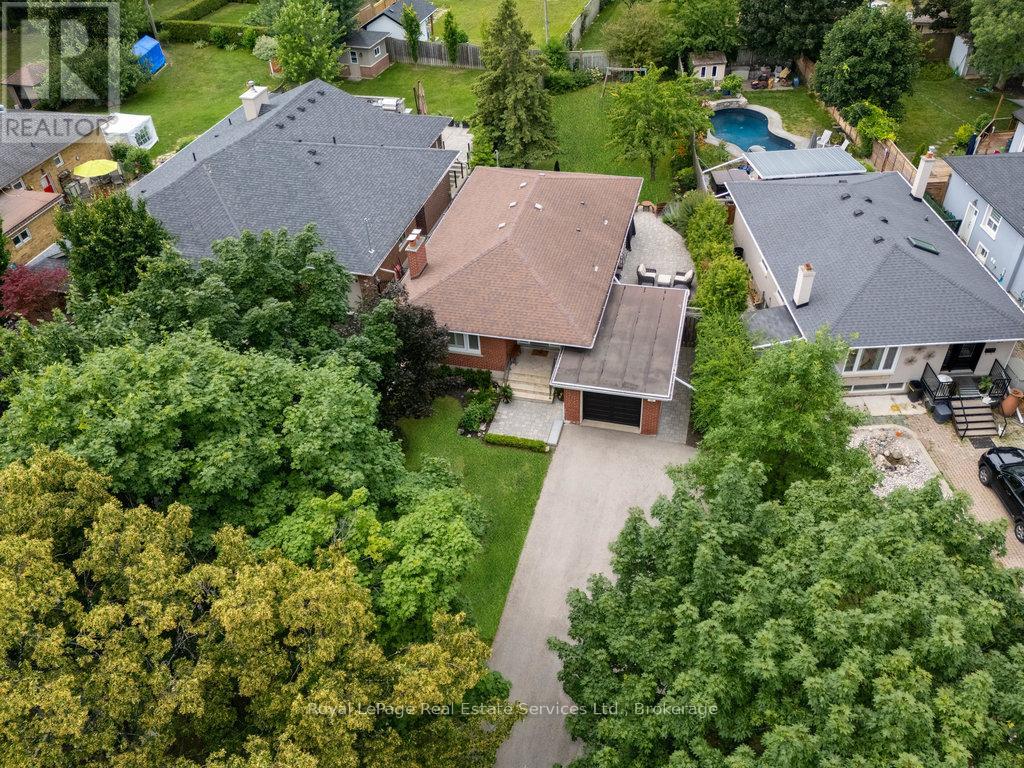 Photo 49 of 33 Forster Park Drive, Oakville ON