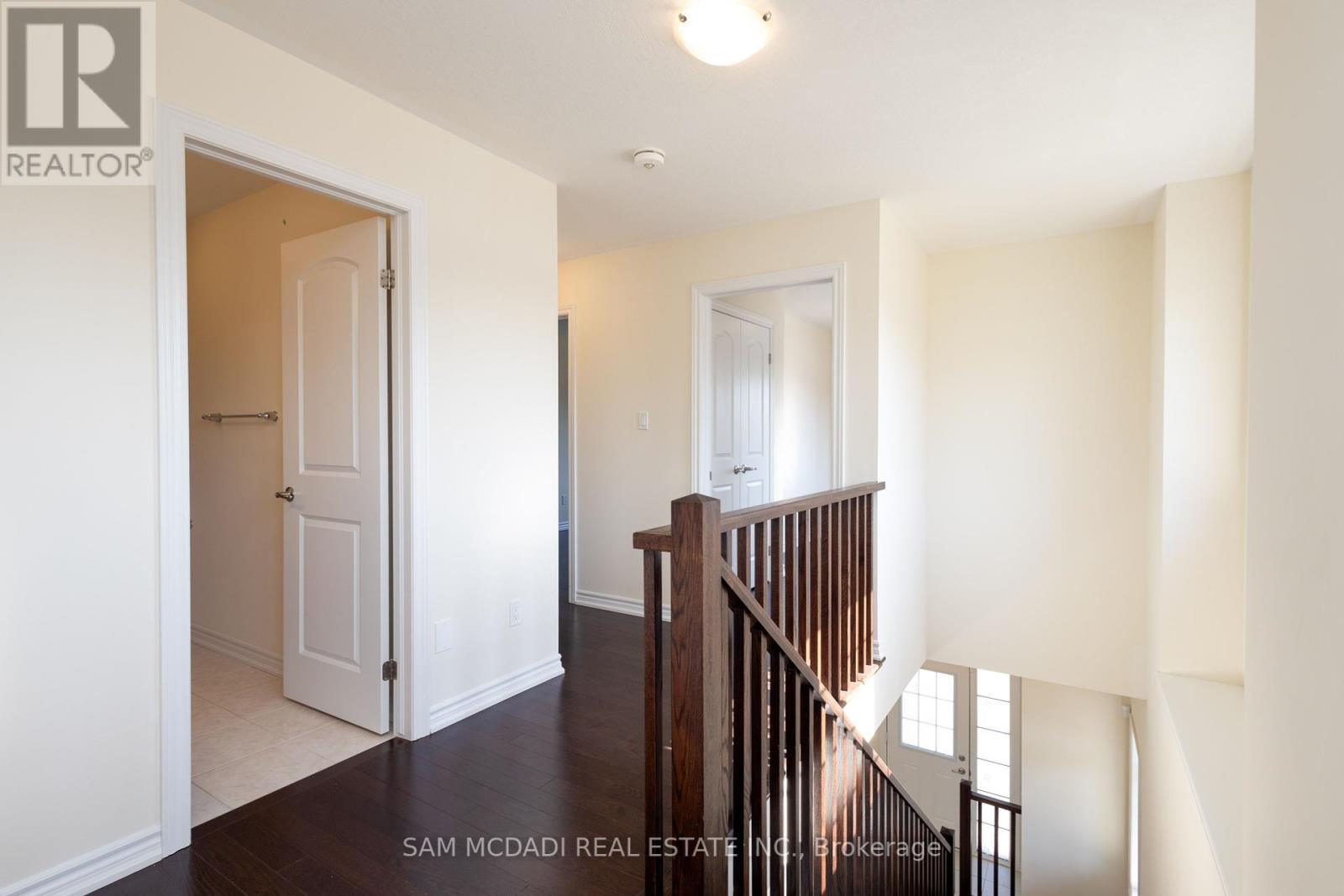 Photo 15 of 1 515 Garner Road W, Hamilton ON