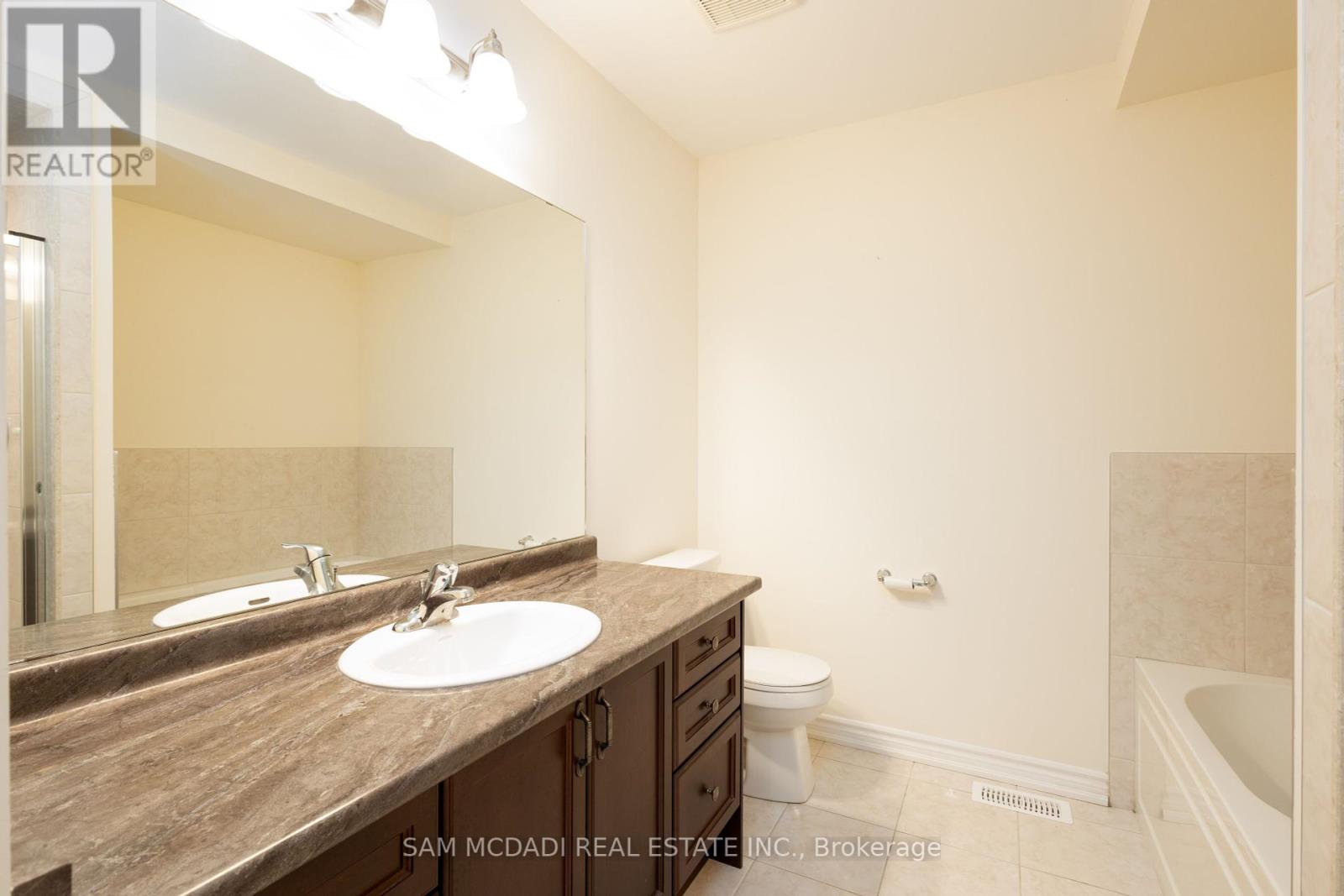 Photo 26 of 1 515 Garner Road W, Hamilton ON
