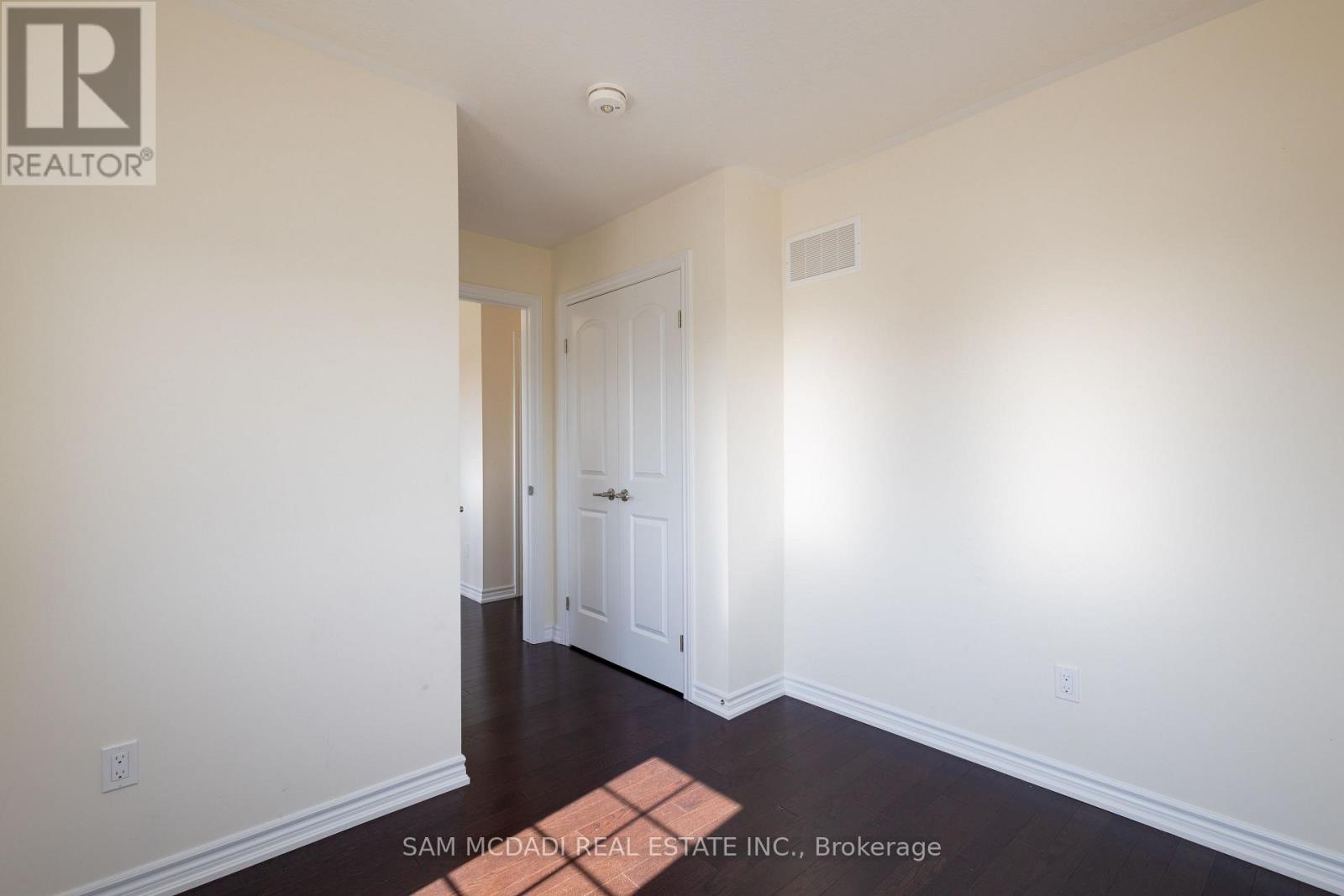 Photo 21 of 1 515 Garner Road W, Hamilton ON