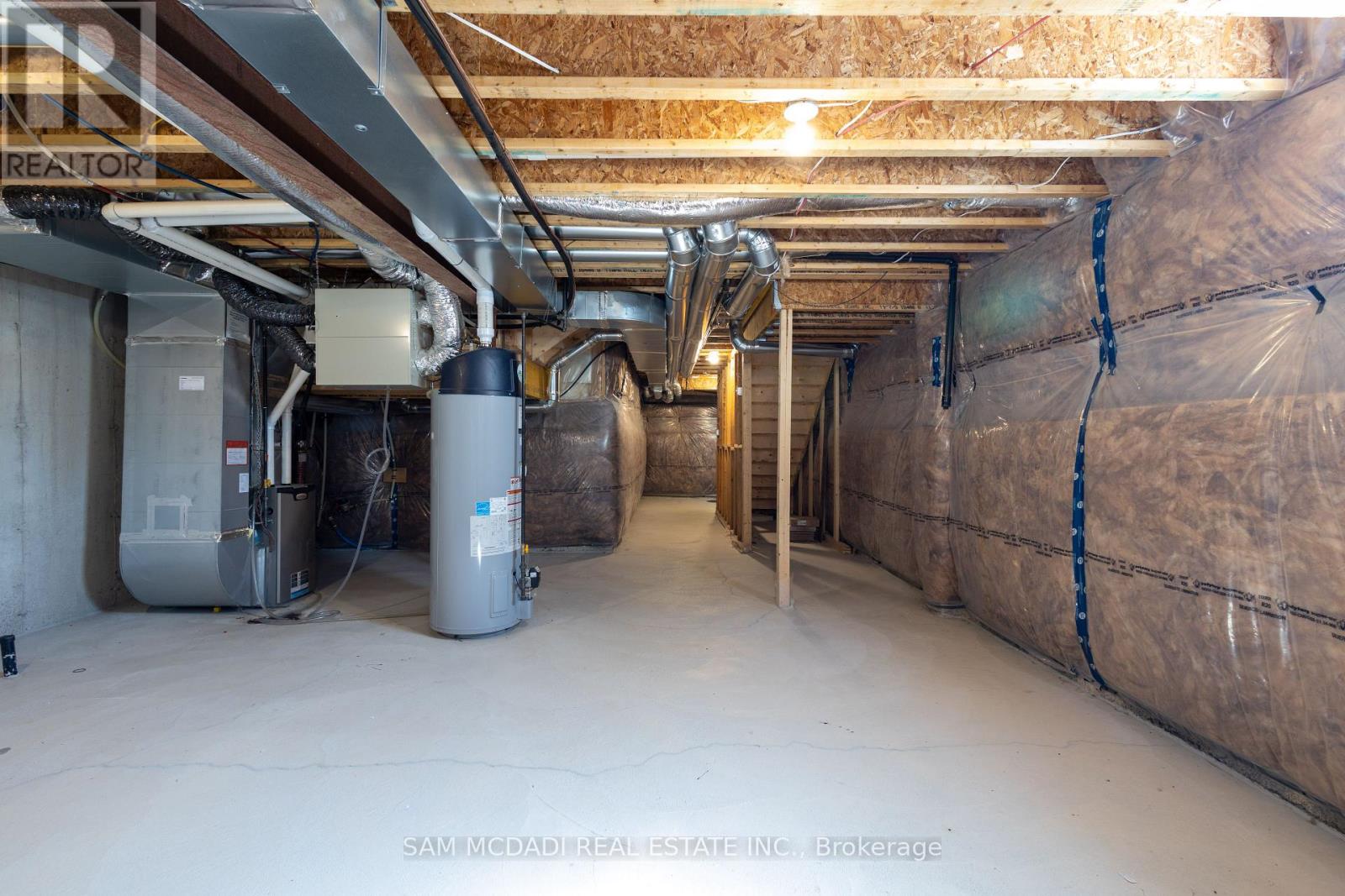 Photo 8 of 1 515 Garner Road W, Hamilton ON