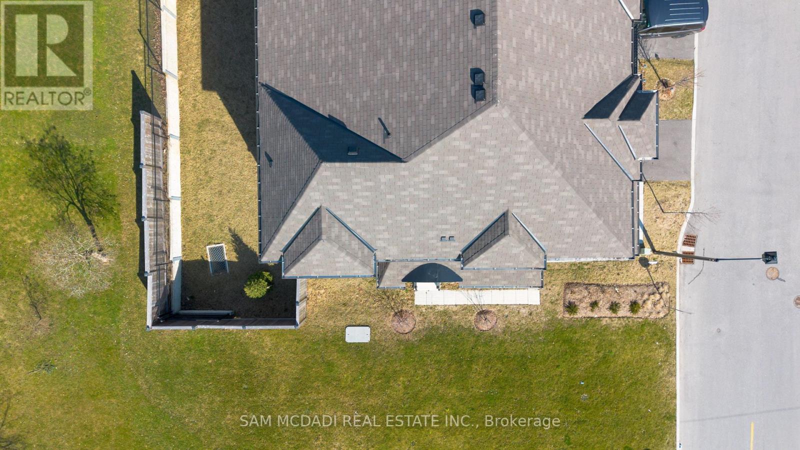 Photo 12 of 1 515 Garner Road W, Hamilton ON