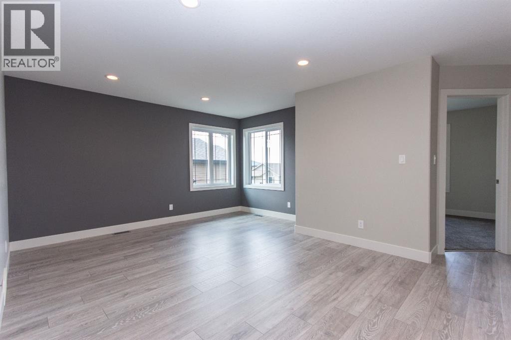 Photo 22 of 93 Turner Crescent, Red Deer AB