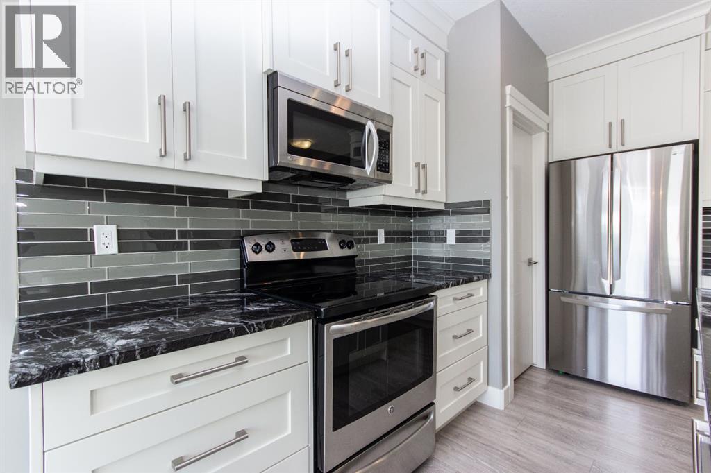 Photo 7 of 93 Turner Crescent, Red Deer AB