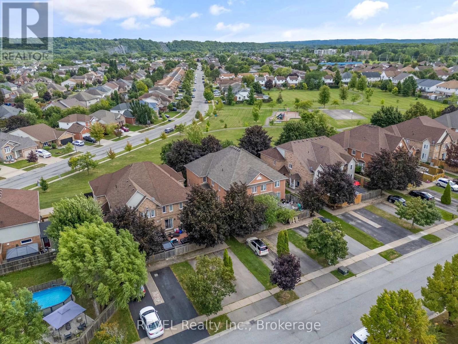 Photo 4 of A 20 Brown Drive, St Catharines ON