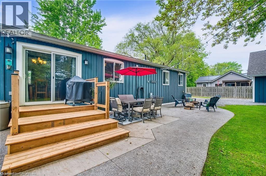 Photo 17 of 8 Beach Road, Lowbanks ON