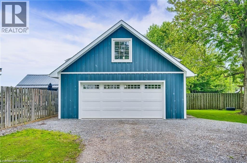 Photo 9 of 8 Beach Road, Lowbanks ON
