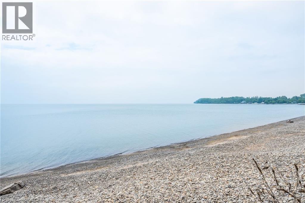 Photo 31 of 8 Beach Road, Lowbanks ON