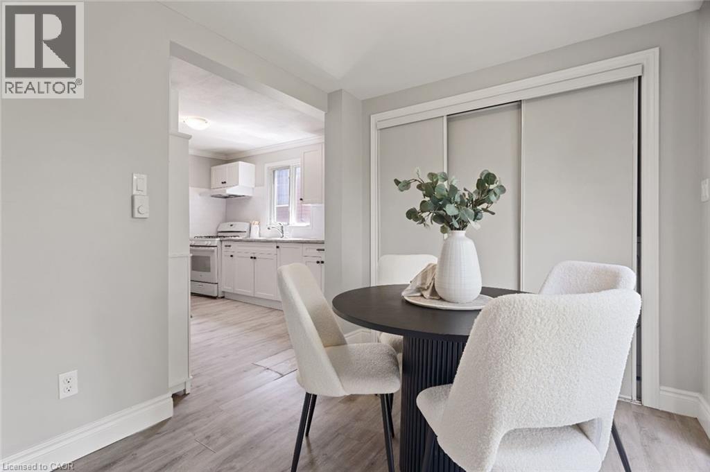 Photo 19 of 117 Stuart Street, London ON
