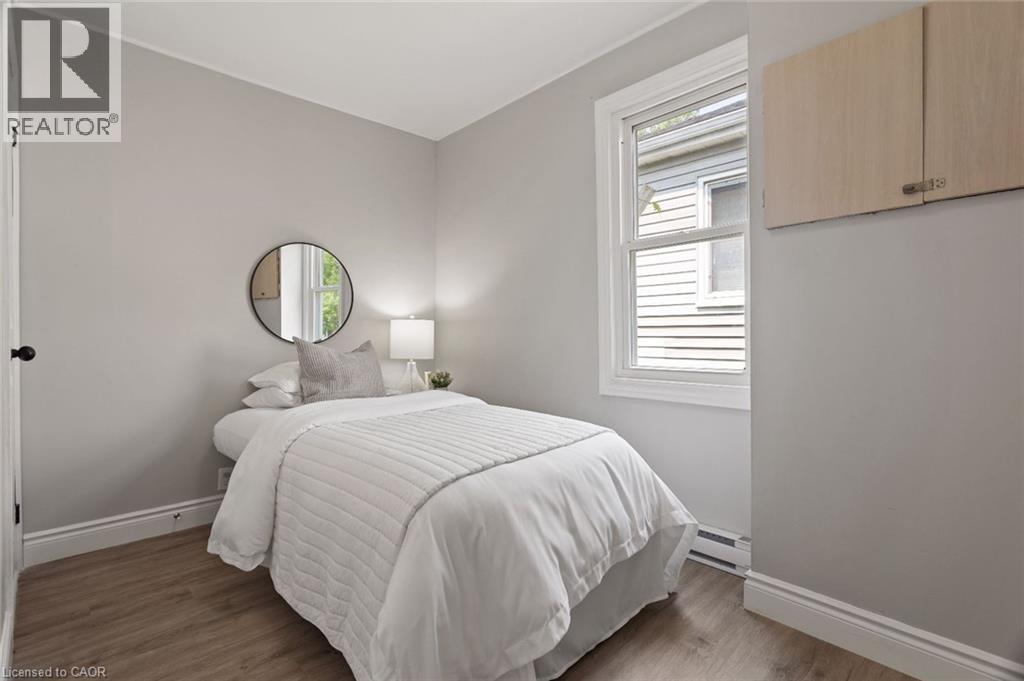 Photo 29 of 117 Stuart Street, London ON