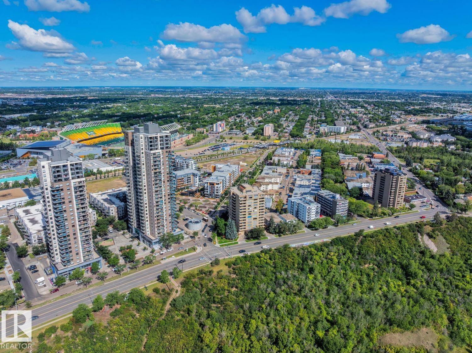 Photo 3 of 201 8340 Jasper Av Nw, Edmonton AB