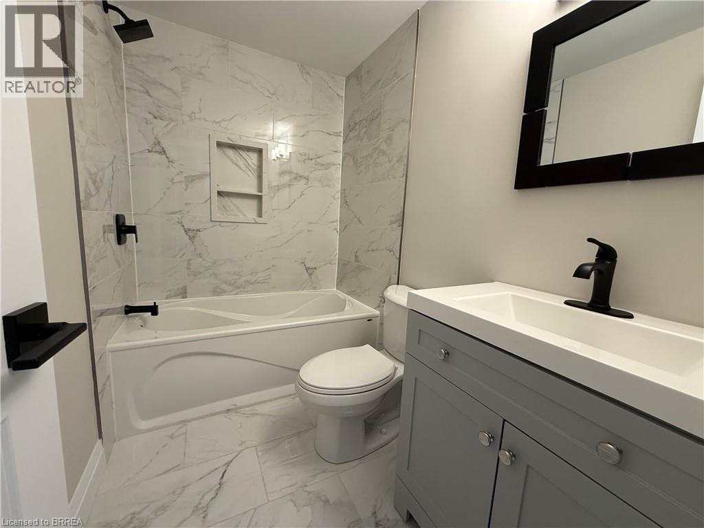 Photo 20 of 15 Banbury Road, Brantford ON