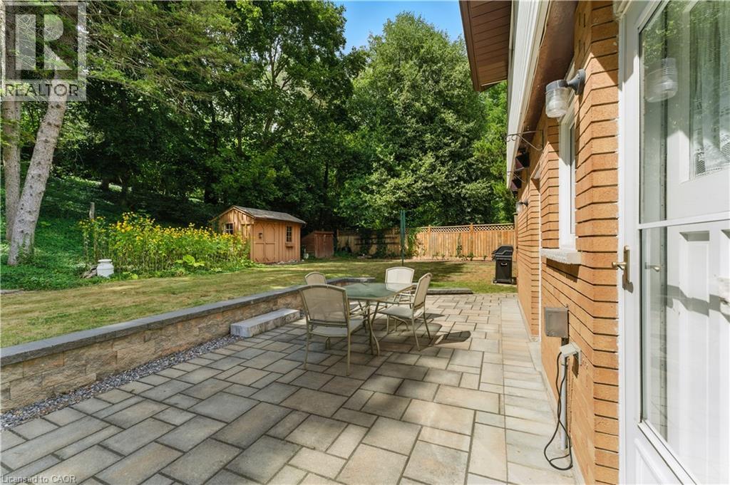 Photo 35 of 33 Shadywood Crescent, Kitchener ON