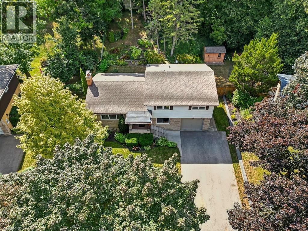 Photo 44 of 33 Shadywood Crescent, Kitchener ON