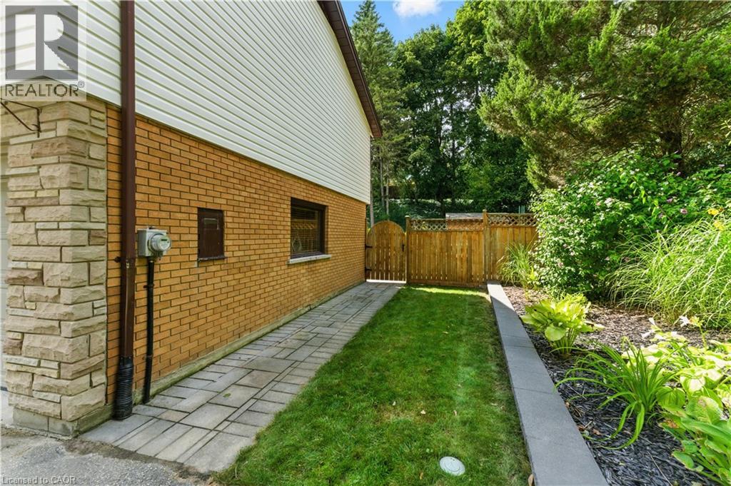 Photo 33 of 33 Shadywood Crescent, Kitchener ON