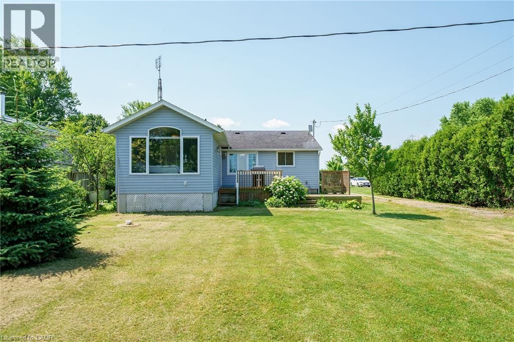 Photo 11 of 1896 River Road, Cayuga ON