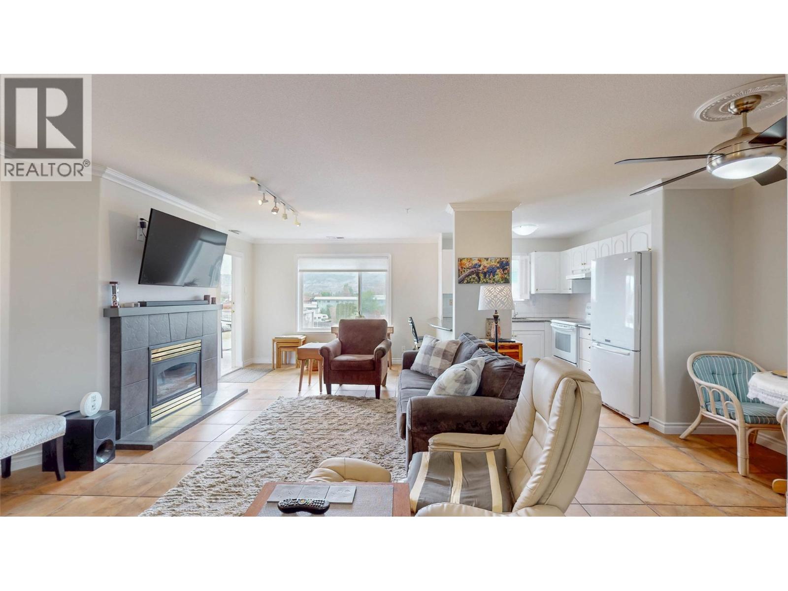 6805 Cottonwood Drive Unit# 206, Osoyoos