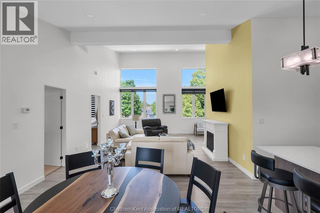 Photo 15 of 190 Merritt Avenue, Chatham ON