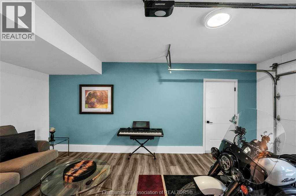 Photo 28 of 190 Merritt Avenue, Chatham ON