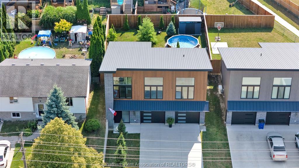 Photo 37 of 190 Merritt Avenue, Chatham ON