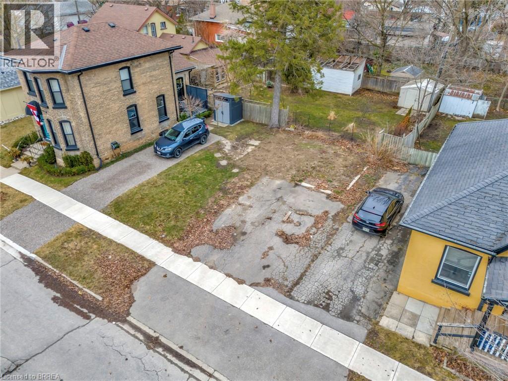 Photo 1 of 108 Oak Street, Brantford ON