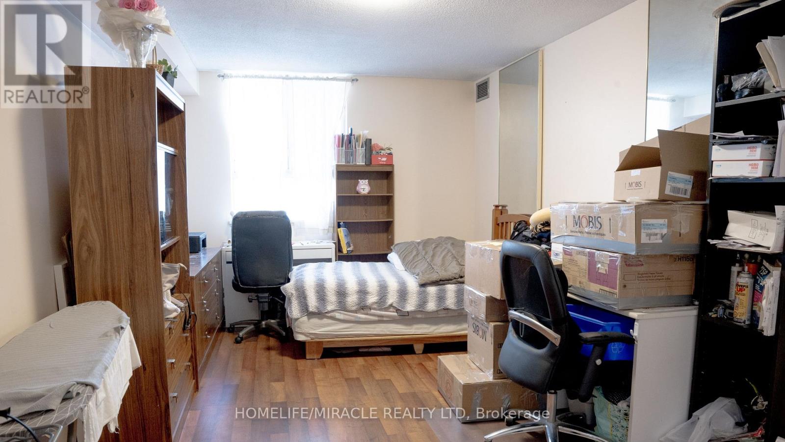Photo 11 of 1401 234 Albion Road, Toronto ON