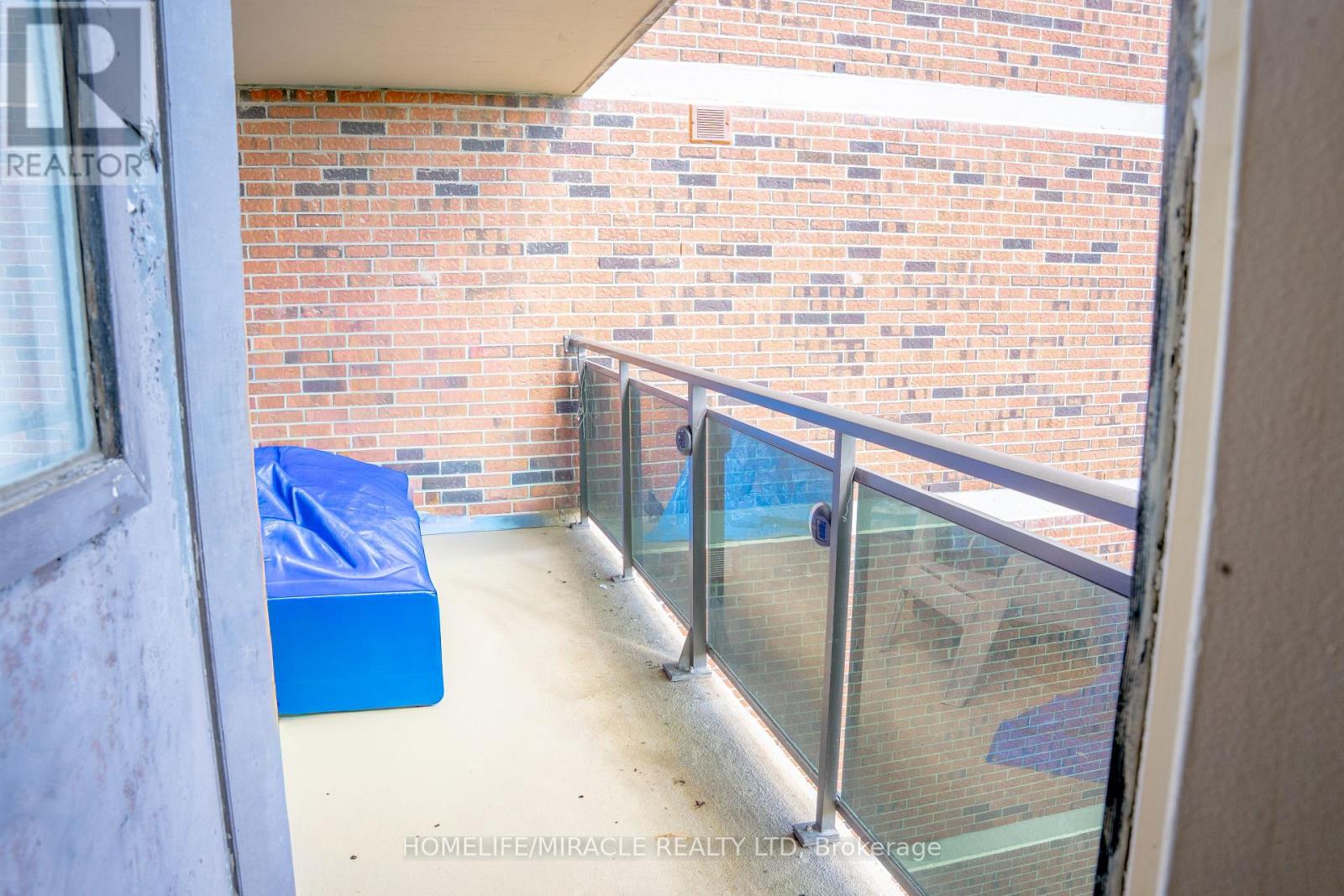 Photo 3 of 1401 234 Albion Road, Toronto ON