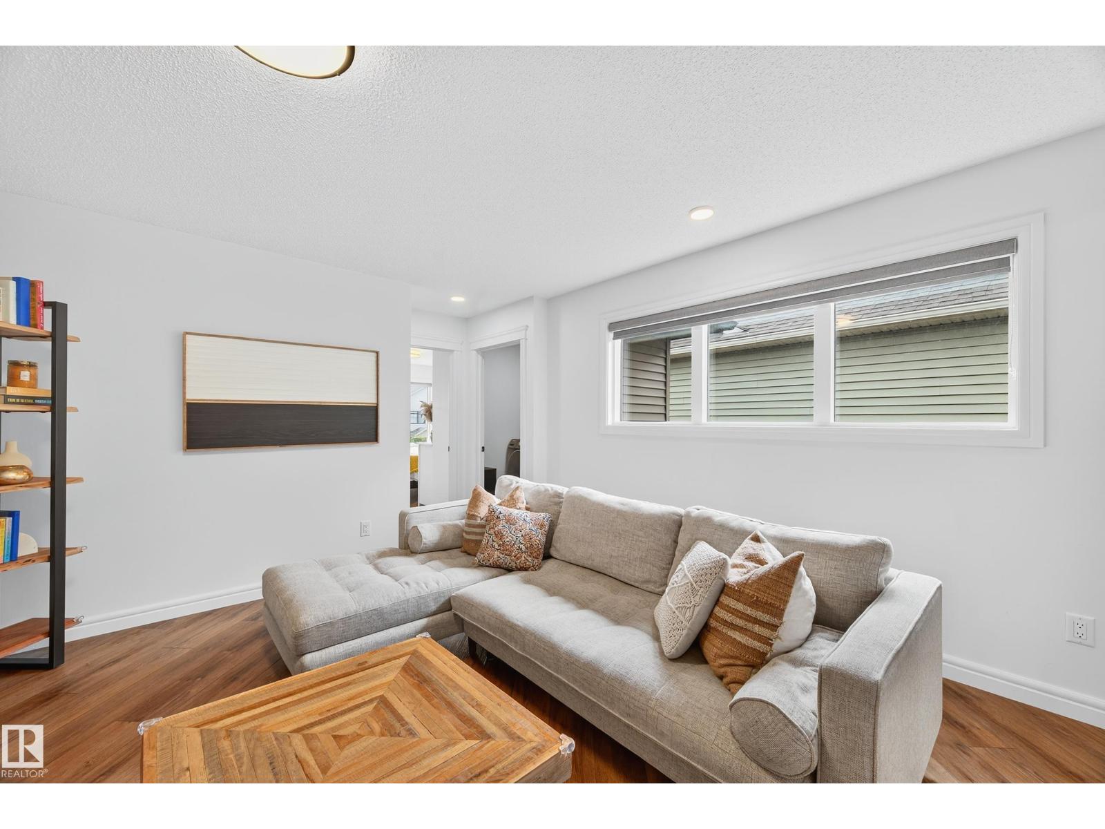 Photo 26 of 1194 Keswick Dr Sw, Edmonton AB