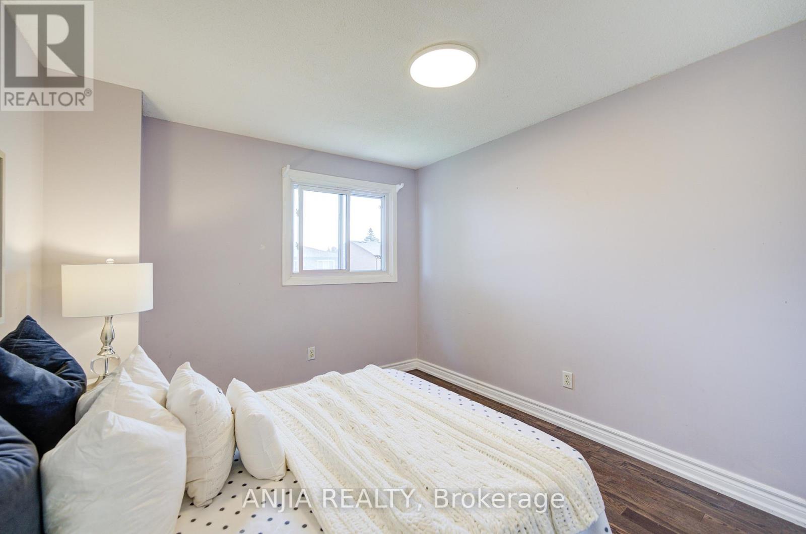 Photo 29 of 19 Dunbar Crescent, Markham ON