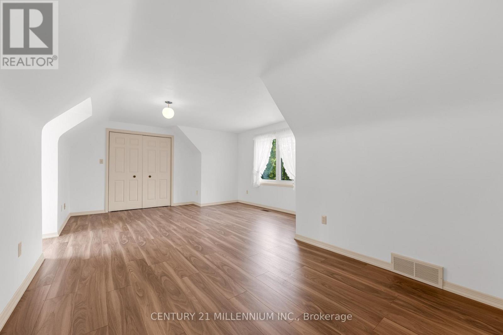 Photo 10 of 40764 Forks Road, Wainfleet ON