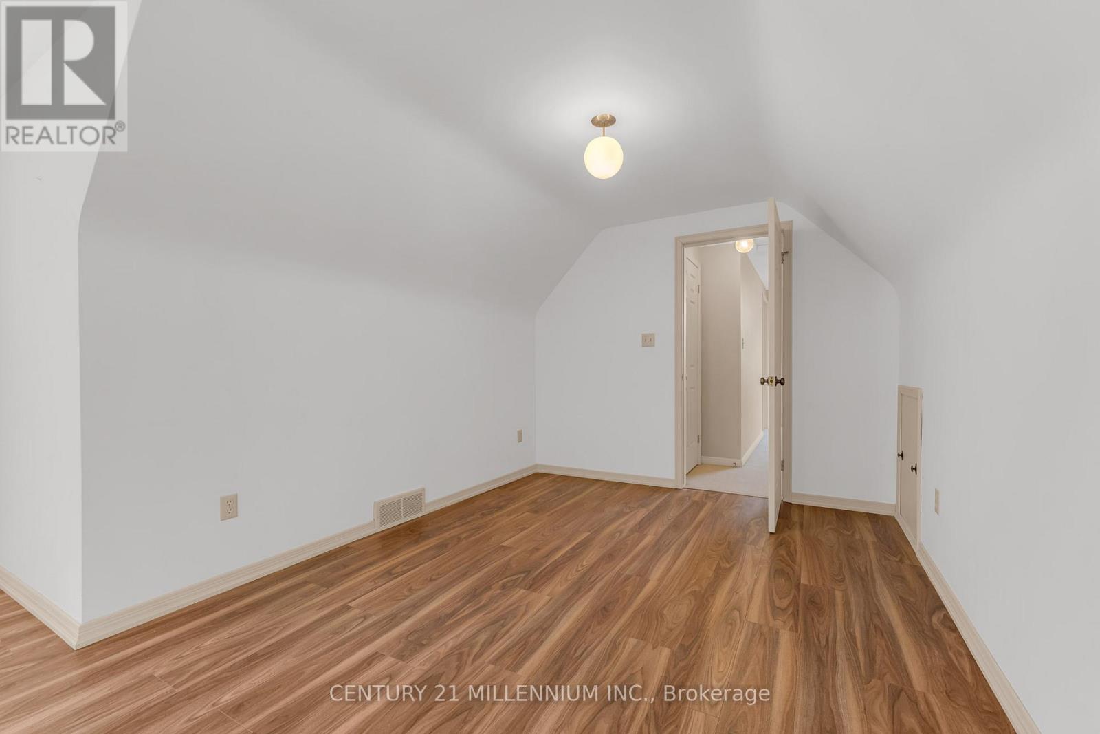 Photo 26 of 40764 Forks Road, Wainfleet ON
