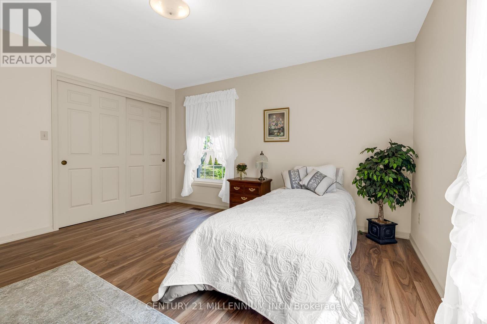 Photo 6 of 40764 Forks Road, Wainfleet ON