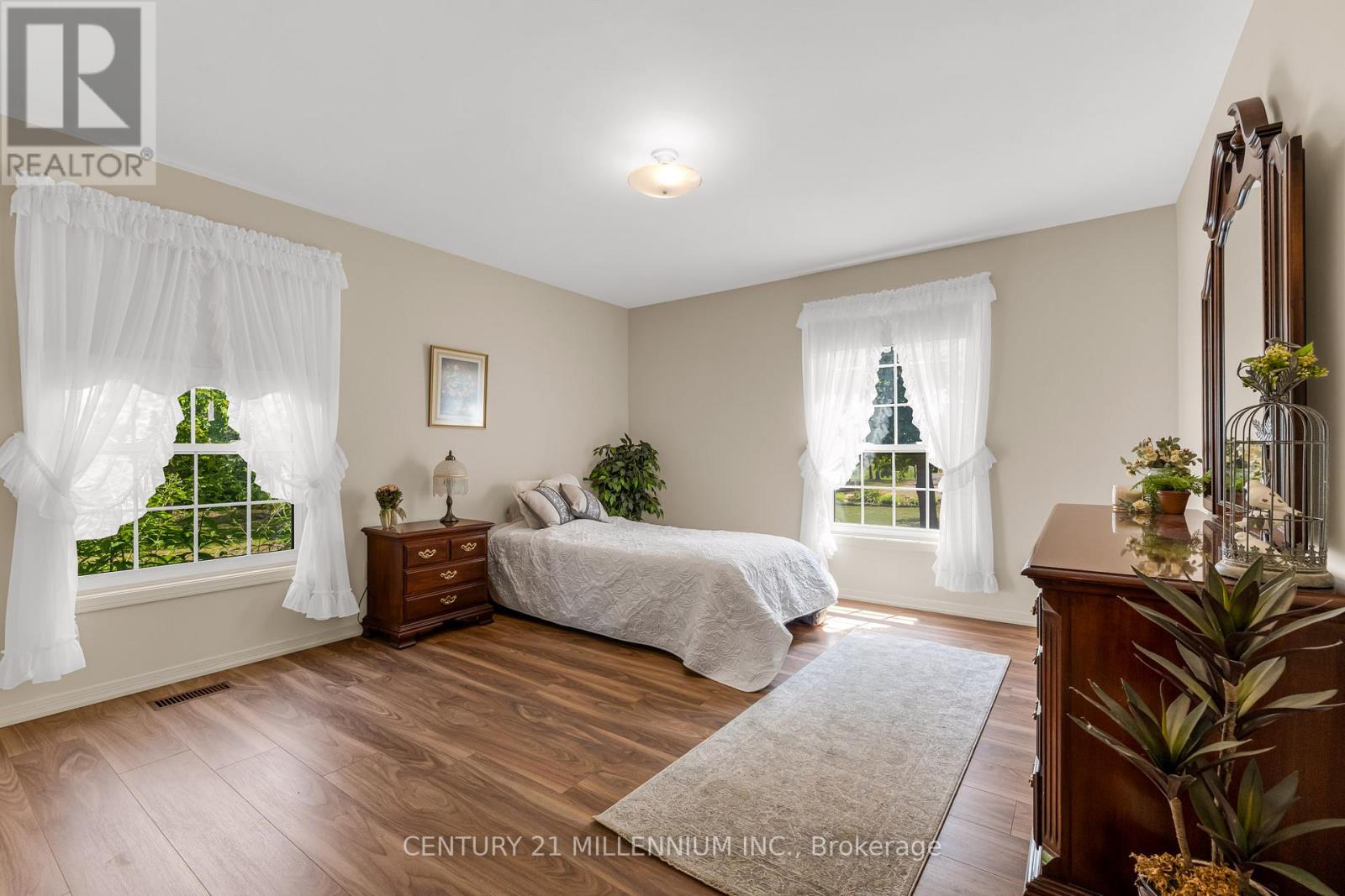 Photo 9 of 40764 Forks Road, Wainfleet ON