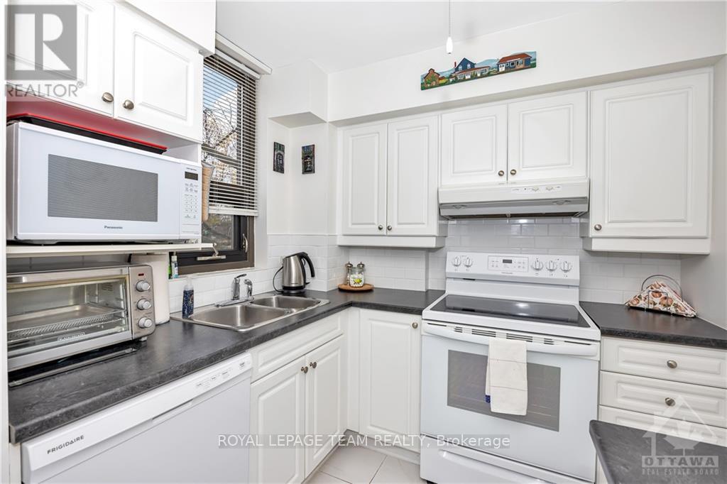 Photo 17 of 514 2871 Richmond Road, Ottawa ON