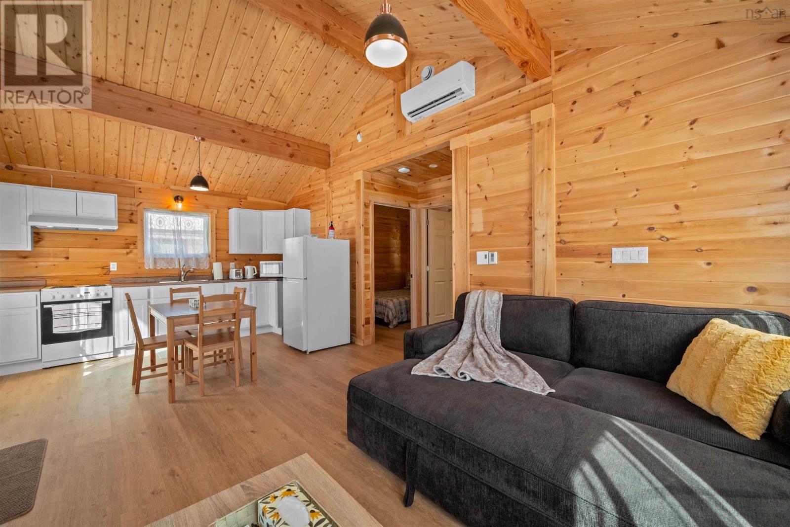 Property 9 of 45 of 41 Starview Avenue