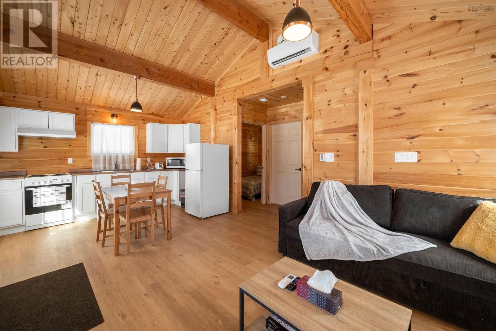 Property 18 of 45 of 41 Starview Avenue