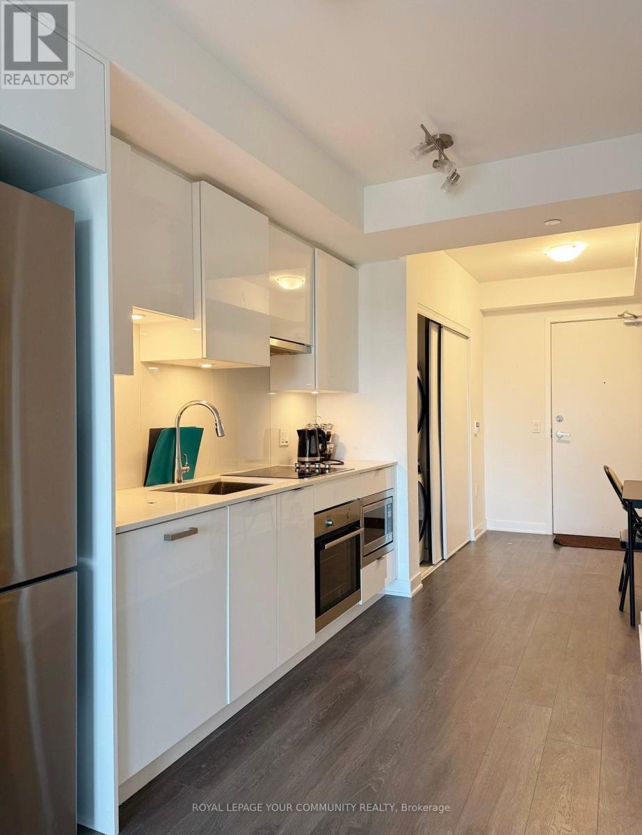 Photo 6 of 3407 195 Redpath Avenue, Toronto ON