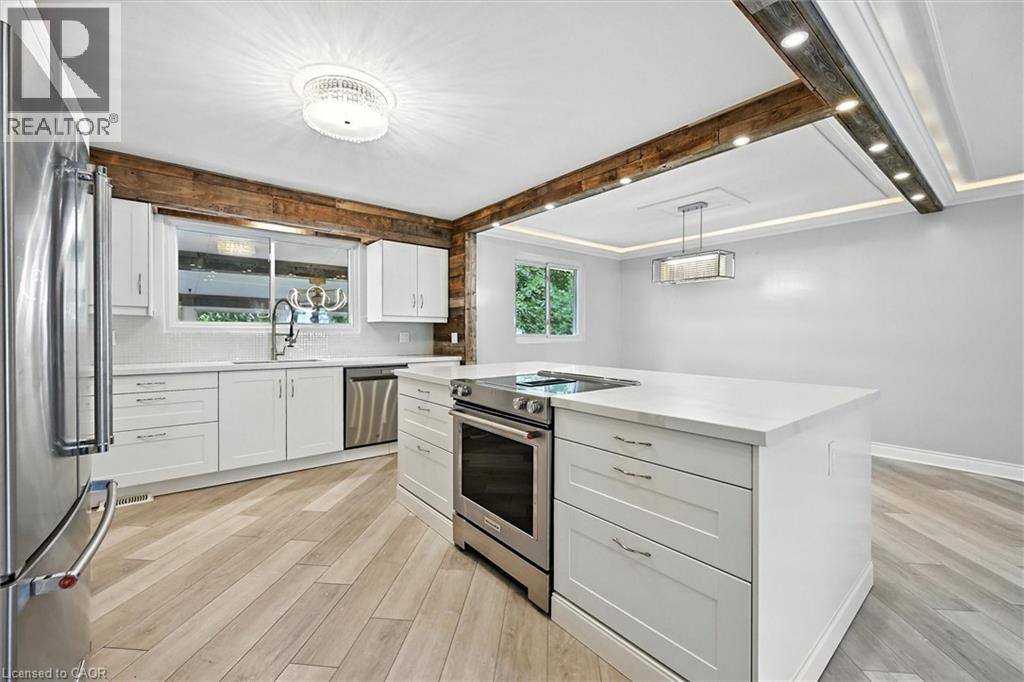 Photo 12 of 1059 Marley Crescent, Burlington ON