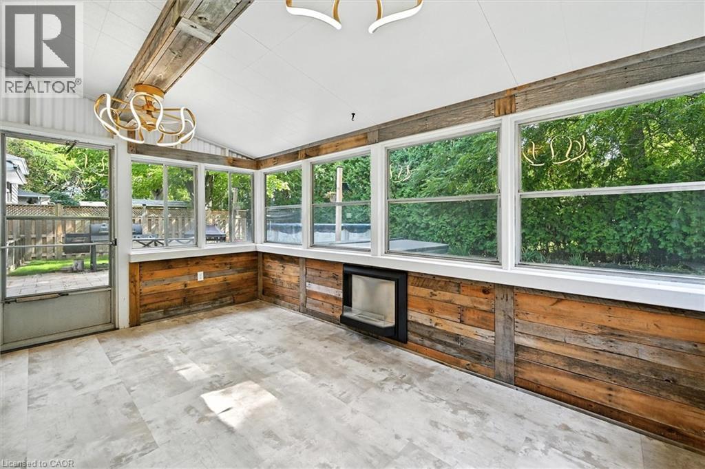 Photo 16 of 1059 Marley Crescent, Burlington ON