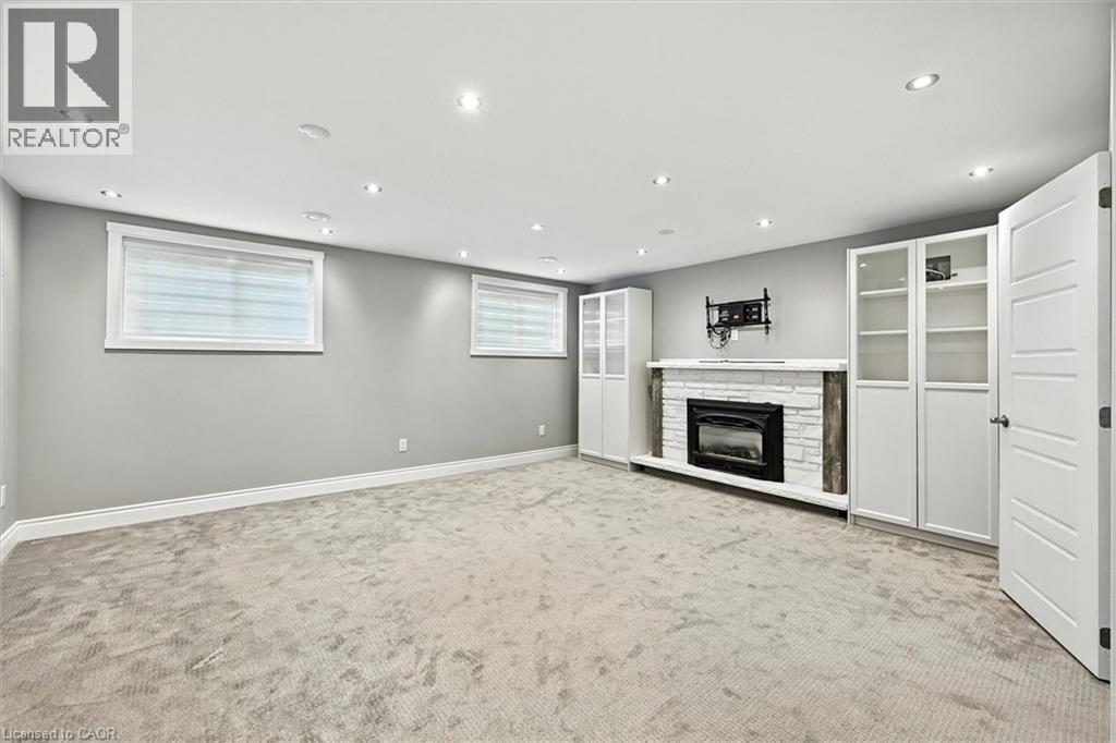Photo 29 of 1059 Marley Crescent, Burlington ON