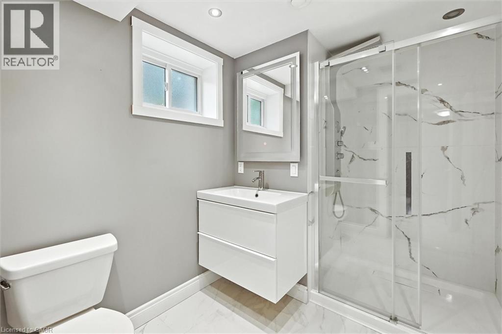 Photo 36 of 1059 Marley Crescent, Burlington ON