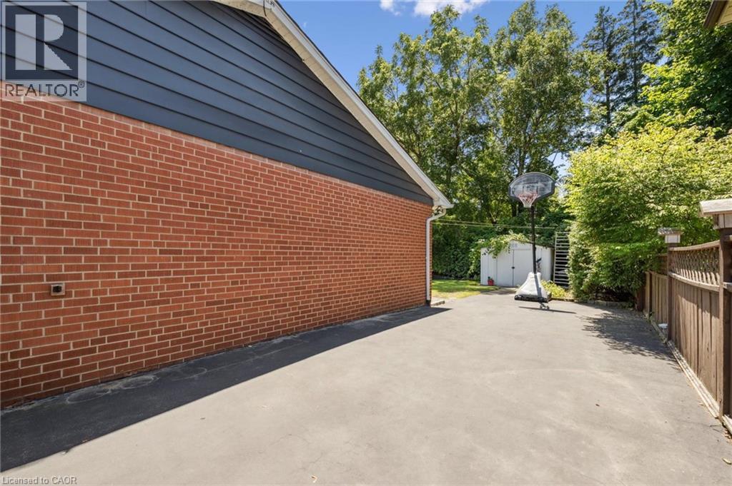 Photo 50 of 1059 Marley Crescent, Burlington ON