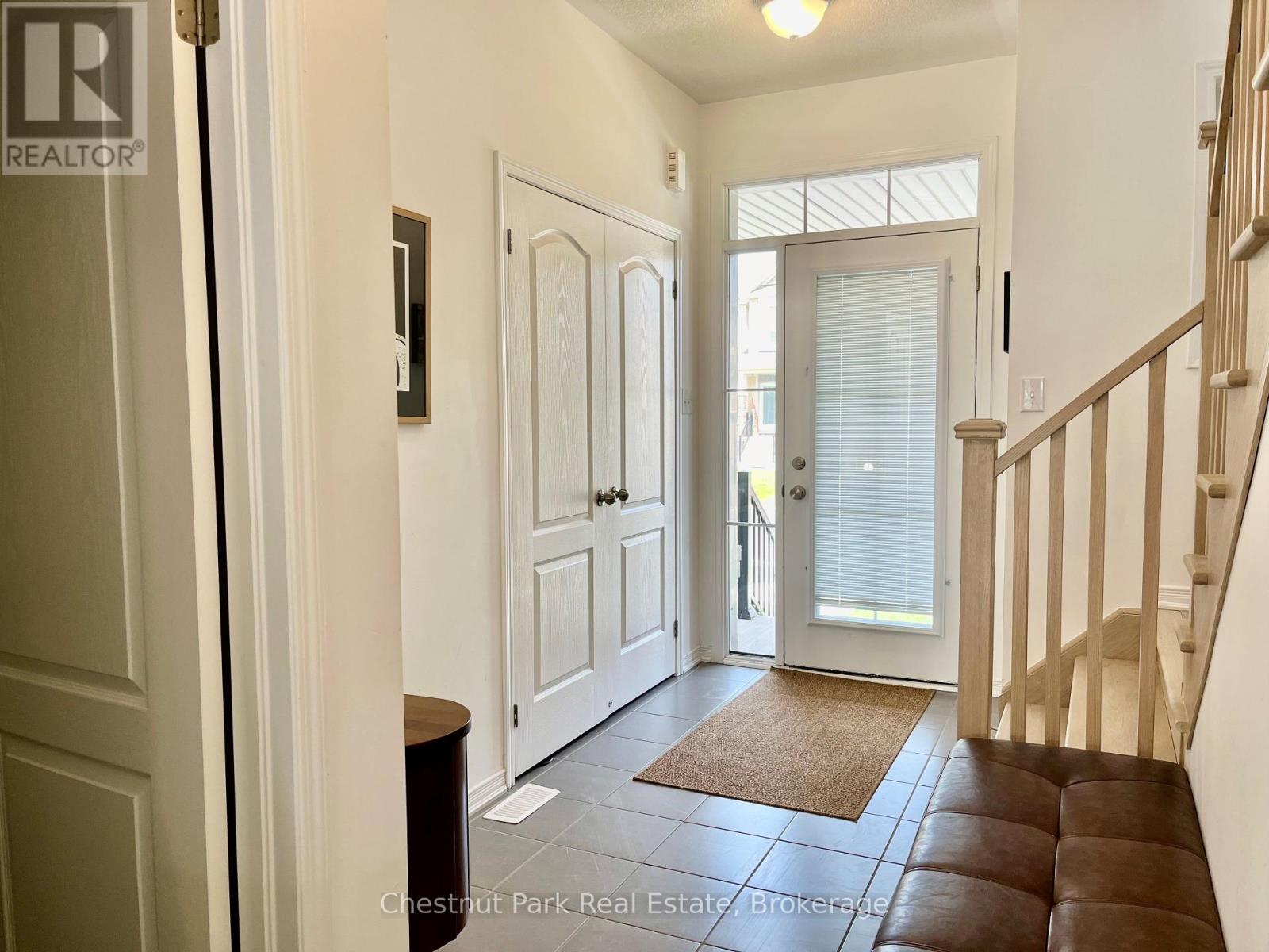 Photo 3 of 26 Albany Street, Collingwood ON
